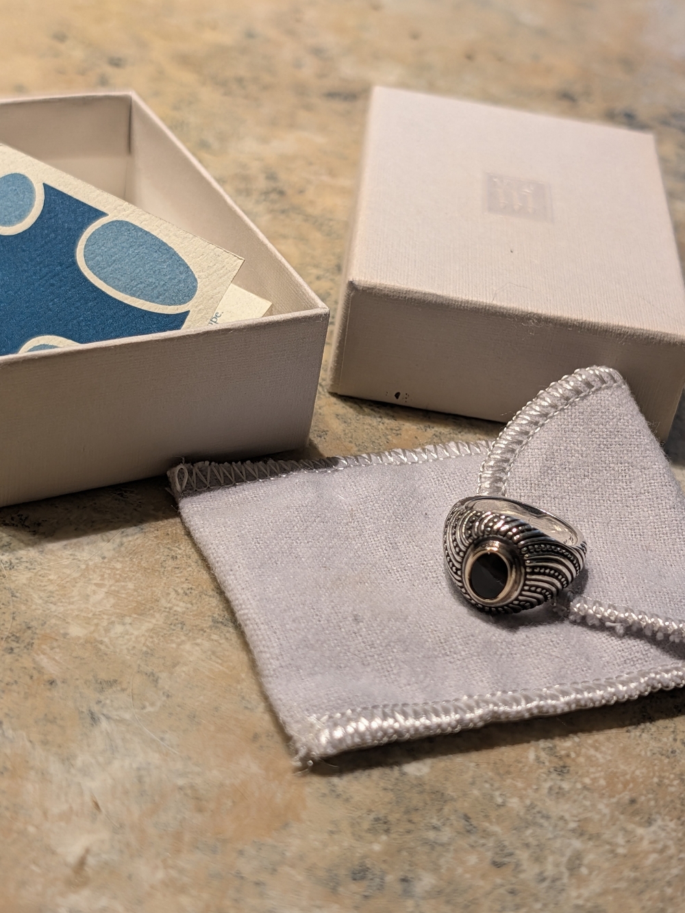 *Retired* Vintage James Avery Sterling Silver And Gold Onyx  Signet Ring